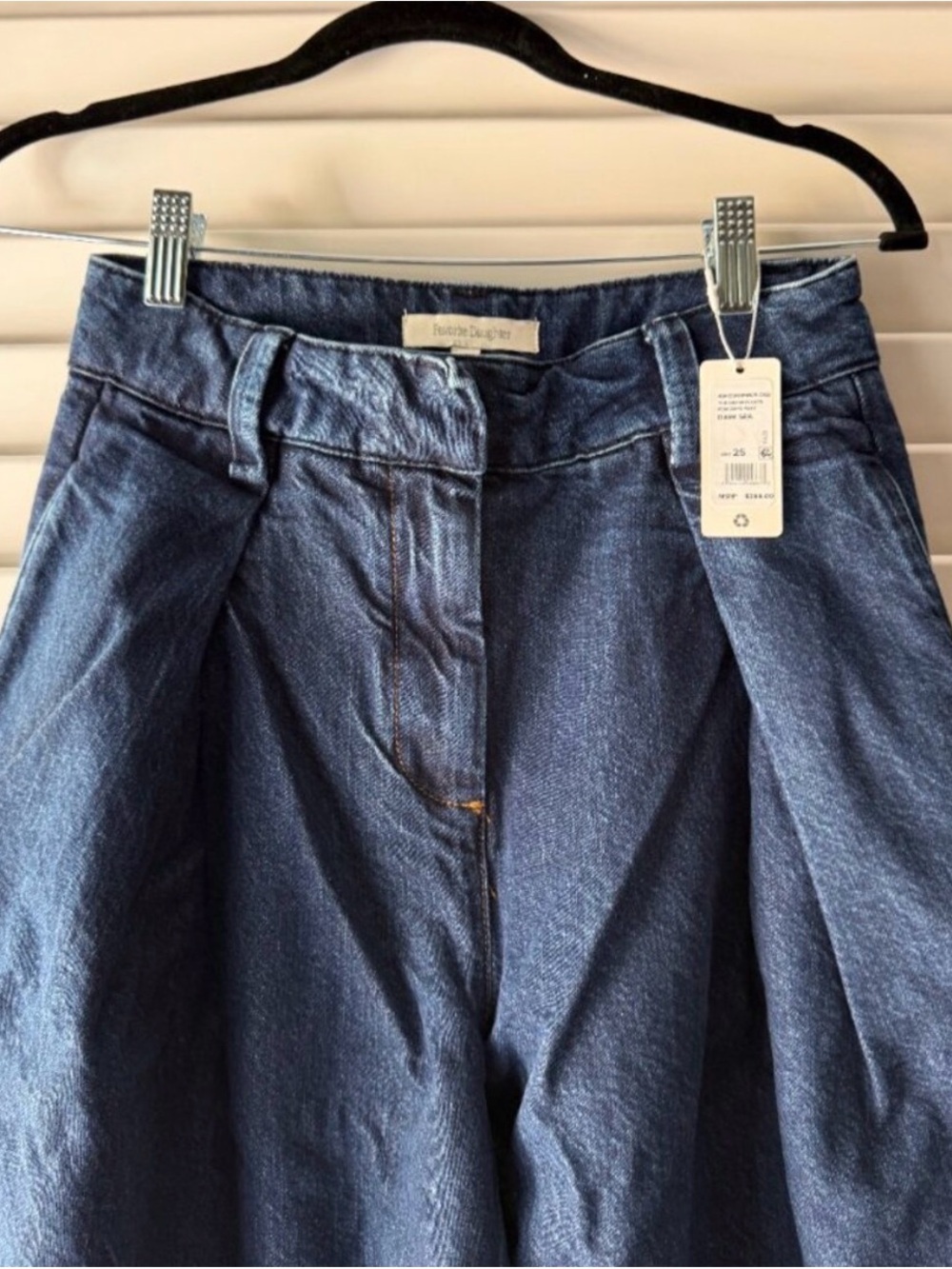 NWT Favorite Daughter Pleats for Days Wide Leg Jeans - Picture 6 of 6